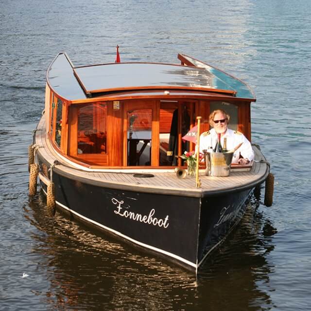 Rent a boat with captain Rent a boat with captain